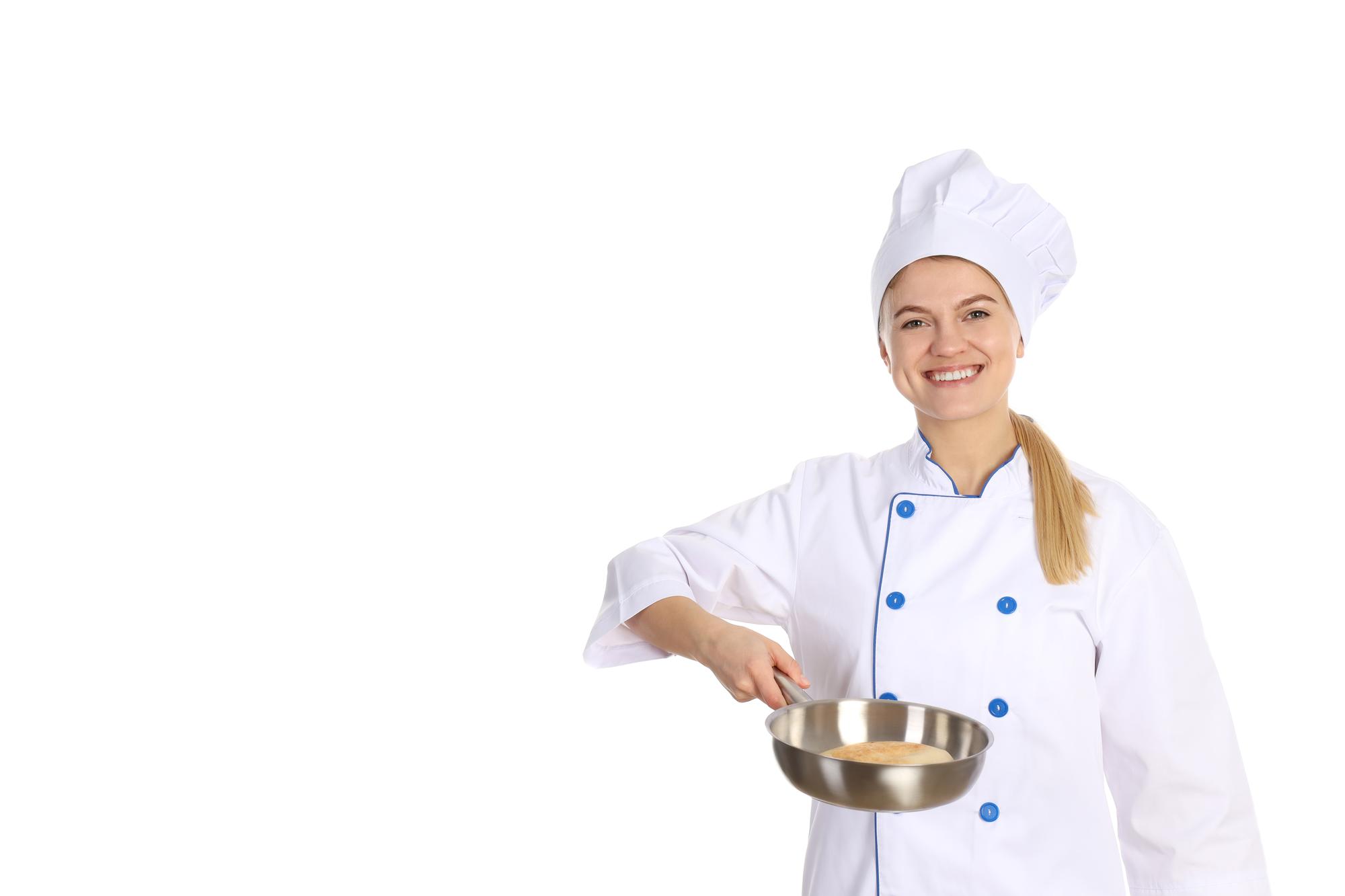 Insegnante che guida una lezione pratica di cucina